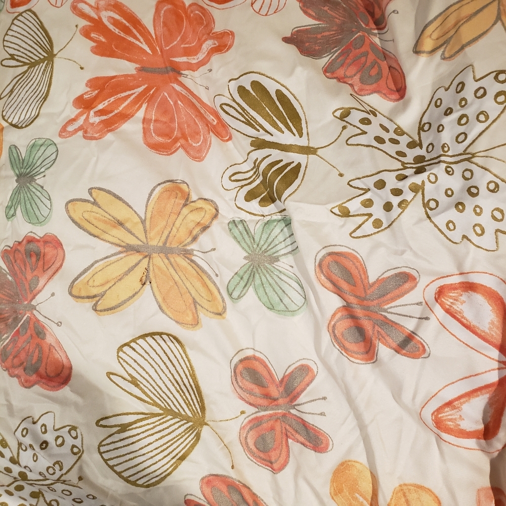 Pillow fort  full/Queen comforter and shams